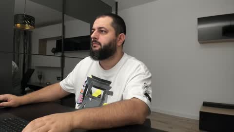 DravenPeak online show from September 2025 03:16:02 AM