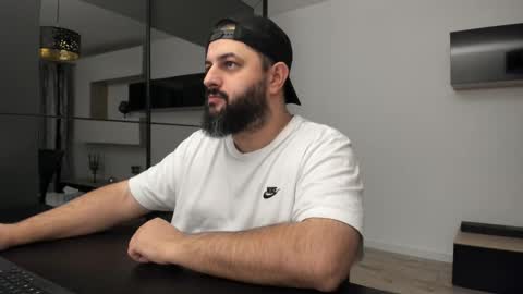 DravenPeak online show from October 2025 11:58:01 PM