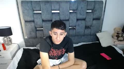 -- nicolle and jhon -- online show from February 2025 05:13:01 AM