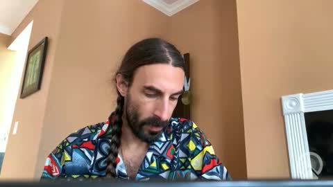 new profile Aircum99  online show from April 2026 07:58:02 PM