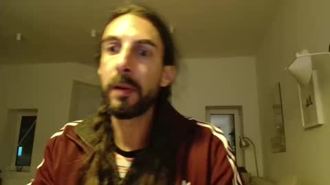 new profile Aircum99  online show from May 2026 10:37:01 PM