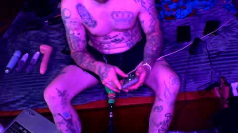 dreaded_folks online show from October 2025 04:26:01 AM