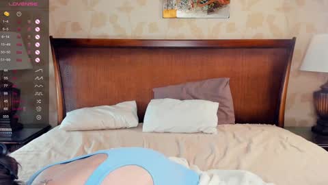 Hi Im Monika Welcome to my room online show from September 2025 07:26:02 PM