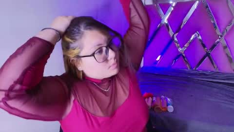 Snapshot of dreambooo_ chatting on April 2026 11:47:02 AM C A M I L A online show from April 2026 11:47:02 AM
