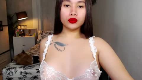 Snapshot of dreamgirlheaven chatting on June 2026 12:08:01 PM Heaven online show from June 2026 12:08:01 PM
