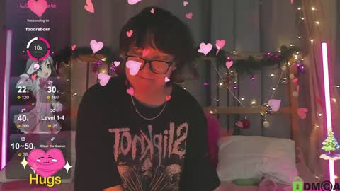 Snapshot of dreamgirllove chatting on January 2025 04:44:01 AM Billy online show from January 2025 04:44:01 AM