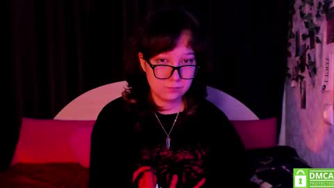 Snapshot of dreamgirllove chatting on October 2025 10:20:02 PM Billy online show from October 2025 10:20:02 PM