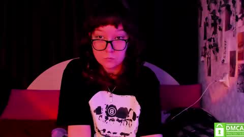 Snapshot of dreamgirllove chatting on November 2025 11:37:02 PM Billy online show from November 2025 11:37:02 PM