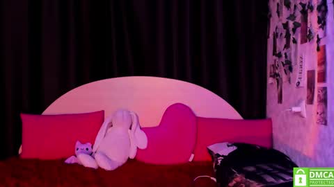 Snapshot of dreamgirllove chatting on November 2025 11:59:01 PM Billy online show from November 2025 11:59:01 PM