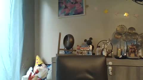 dreamguy38 online show from October 2025 08:22:02 AM