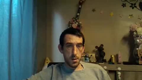 dreamguy38 online show from November 2025 03:58:01 PM