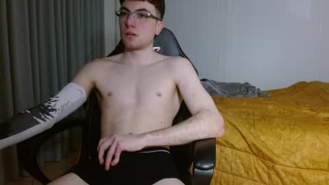 DreamBoy online show from April 2026 04:04:02 PM