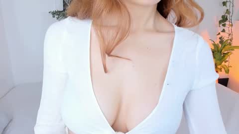 Evablonde  Abby black hair online show from January 2025 02:13:01 PM