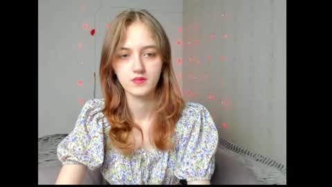 Snapshot of dreamy_pollyyy chatting on May 2026 06:05:01 PM dreamy_pollyyy online show from May 2026 06:05:01 PM