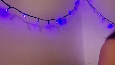 Mila online show from December 2024 07:27:02 AM