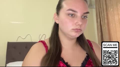 Mila online show from September 2025 02:29:02 PM