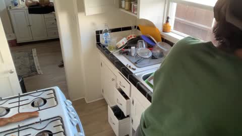 RIRI OR DREAMY online show from January 2025 06:24:02 PM