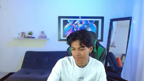 Dreyk online show from November 2025 03:01:02 PM