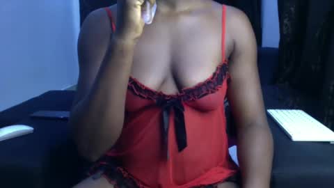 Snapshot of dripping_luna chatting on February 2025 02:19:01 AM dripping_luna online show from February 2025 02:19:01 AM