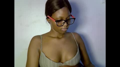 drippingpussy__ online show from October 2025 11:27:01 PM