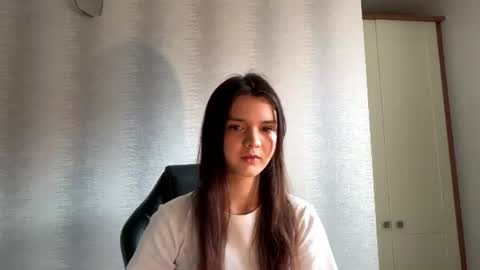 Snapshot of drizzlepuff chatting on July 2026 12:22:02 PM Anna online show from July 2026 12:22:02 PM