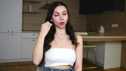 Emma online show from January 2026 12:20:01 PM