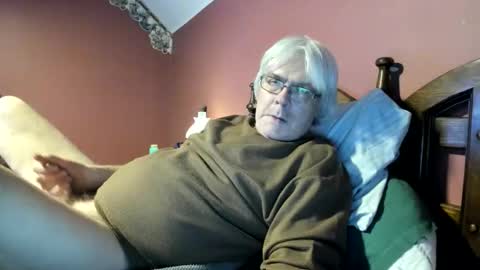 Snapshot of dug38 chatting on April 2026 02:27:02 AM Doug online show from April 2026 02:27:02 AM