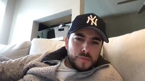 duke12034 online show from November 2025 08:41:02 PM