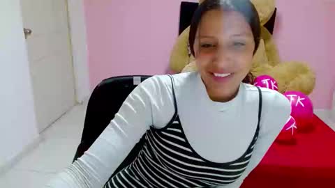 dulce1609 online show from February 2025 11:15:02 PM