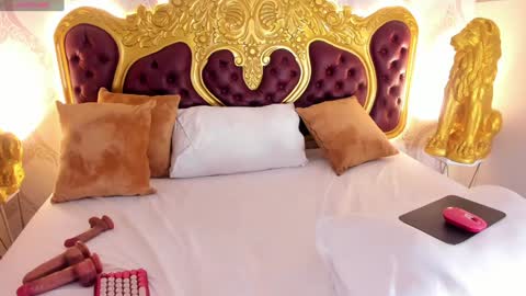 Lucy online show from December 2024 06:34:02 PM