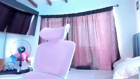 Dulce  online show from January 2025 02:19:01 PM