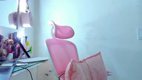 Dulce  online show from January 2025 10:34:01 PM