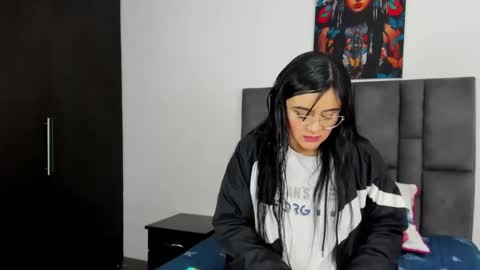 Dulce amg online show from February 2025 12:16:01 PM