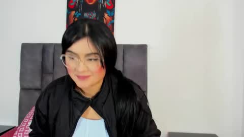 Dulce amg online show from February 2025 03:49:02 PM