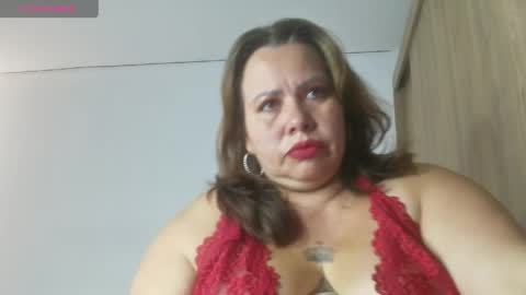 Im Dulce online show from April 2026 08:01:02 PM