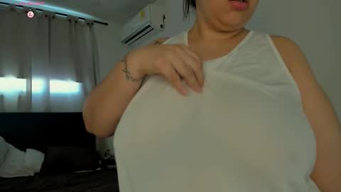 dulce brithany online show from March 2026 08:45:01 PM