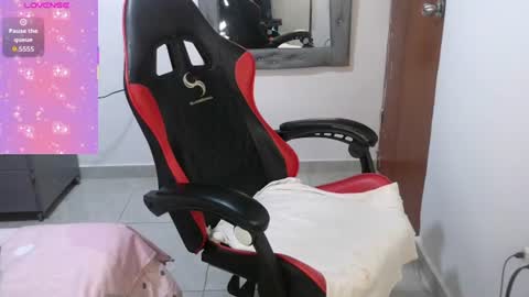 dulce_camx online show from June 2026 04:37:01 AM
