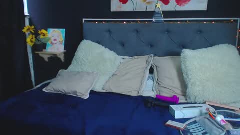 C E L E S T E  online show from December 2024 09:11:01 PM