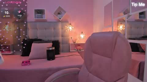 Snapshot of dulce_powl chatting on May 2026 01:05:02 PM Dulce online show from May 2026 01:05:02 PM