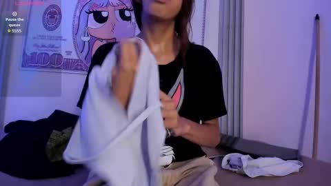 dulce_quintana online show from October 2025 12:02:02 PM