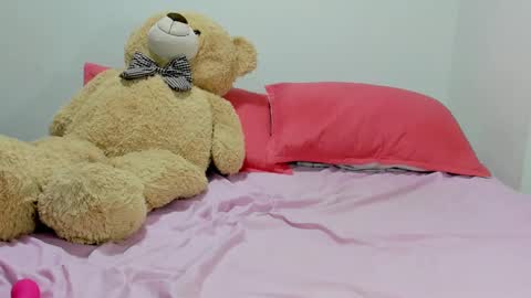 Snapshot of dulce_roberts_ chatting on December 2024 04:20:02 PM Dulce online show from December 2024 04:20:02 PM