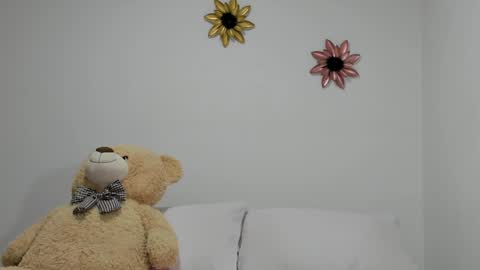 Snapshot of dulce_roberts_ chatting on January 2025 02:32:01 PM Dulce online show from January 2025 02:32:01 PM