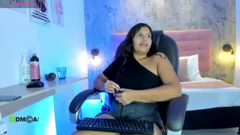 Dulce  online show from July 2026 07:30:02 PM
