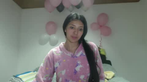 dulceisabellax online show from February 2025 02:29:01 AM