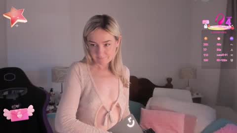 Sweetnina online show from September 2025 07:41:02 PM