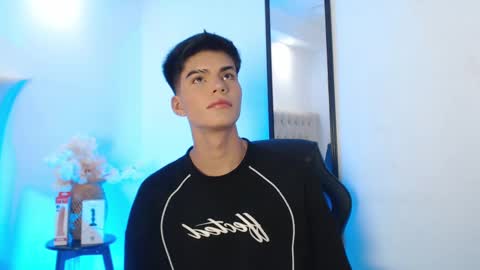 Dulcey online show from September 2025 04:39:02 AM