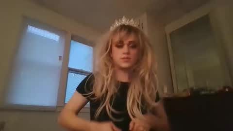 Buffy Glimmers online show from January 2026 09:41:01 PM