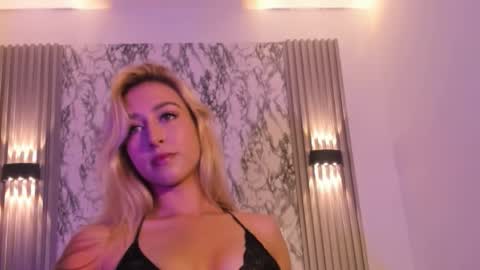 Snapshot of dulcinea_2 chatting on October 2025 07:14:01 PM dulcinea 2 online show from October 2025 07:14:01 PM