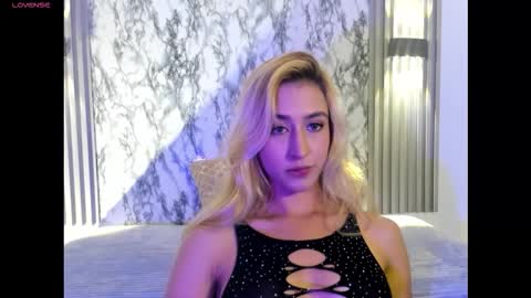 Snapshot of dulcinea_2 chatting on November 2025 07:13:02 PM dulcinea 2 online show from November 2025 07:13:02 PM