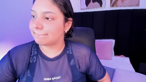 Snapshot of dullce77 chatting on June 2026 07:03:02 PM Dulce online show from June 2026 07:03:02 PM